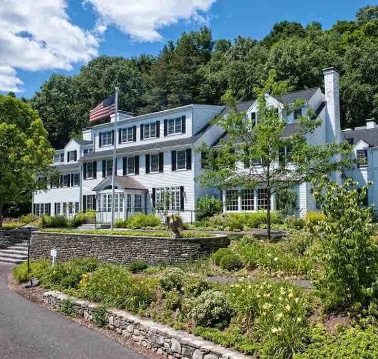 Silver Hill Hospital Featured Image