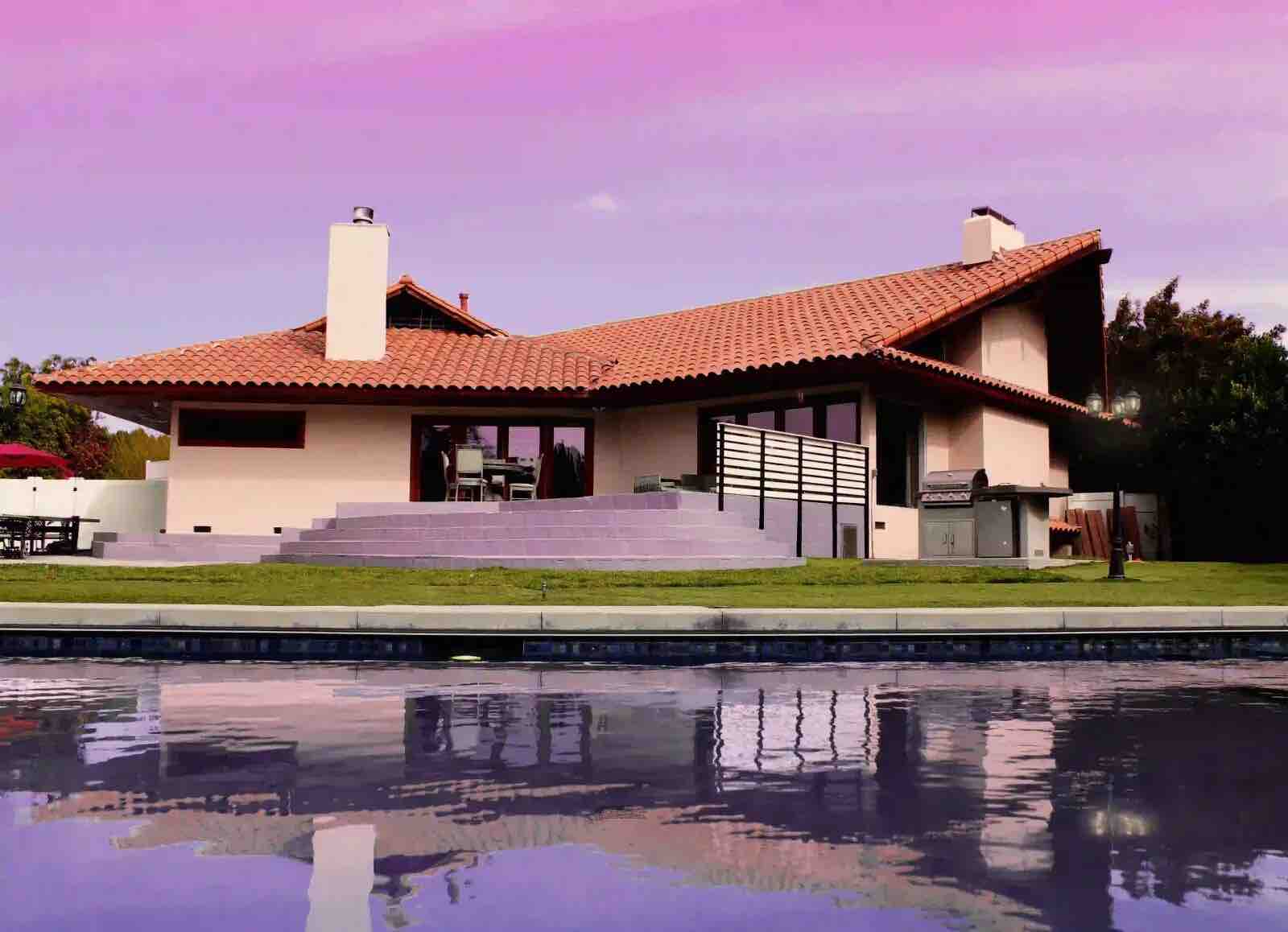 Tarzana Recovery Center Featured Image
