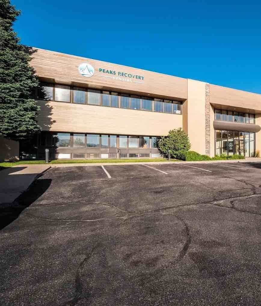 Peaks Recovery Centers Featured Image