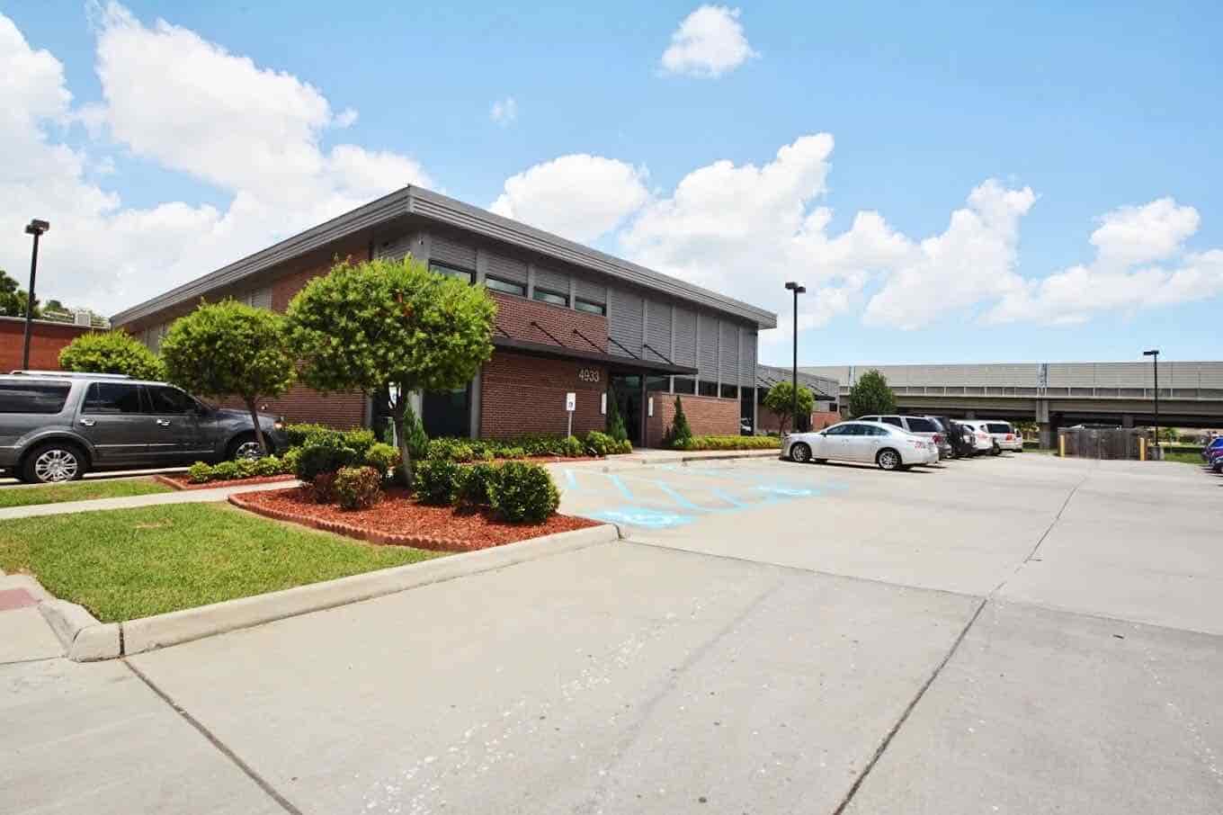 Avenues Recovery Center at Metairie Featured Image